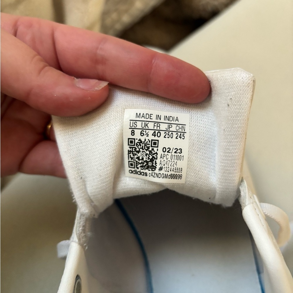 Adidas White and Navy Stan Smiths - Picture 9 of 11
